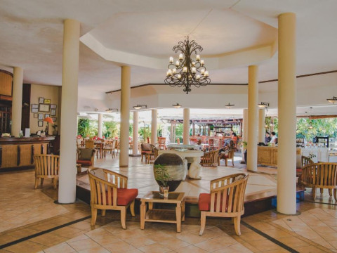 Aanari Hotel & Spa