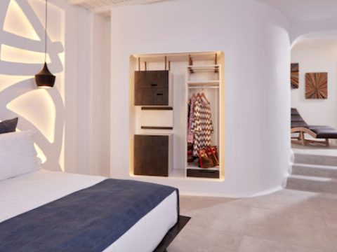 ABSOLUTE MYKONOS SUITES & MORE