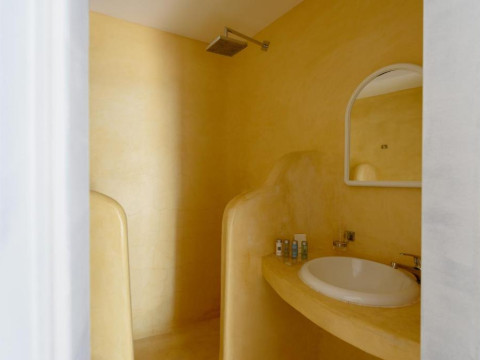 Abyssanto Suites & Spa by Apolafsi