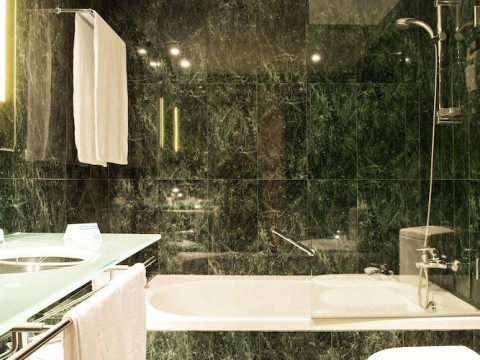 Ac Hotel Huelva By Marriott