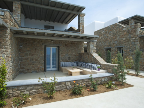 AC VILLAGE CHRISTOULIS