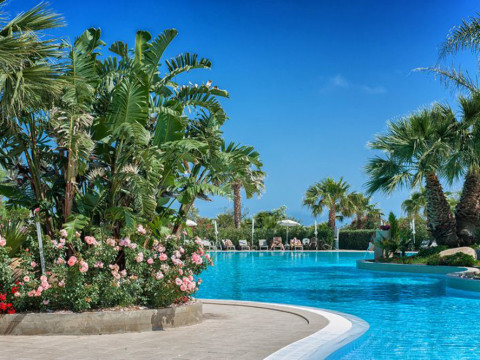 MCLUB ACACIA RESORT