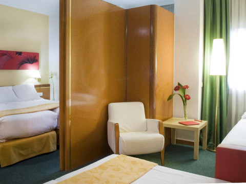 Acacia Suite