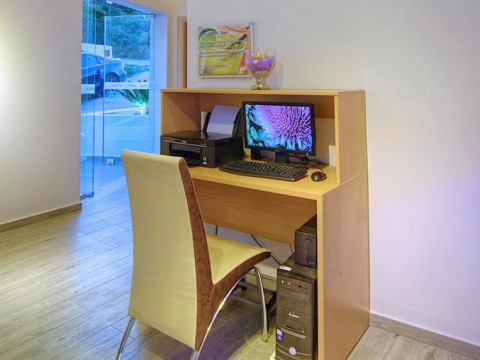Athina Aparthotel