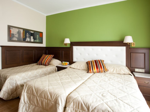 ACHILLION PALACE HOTEL