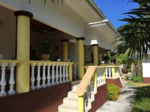 ACQUARIO GUESTHOUSE