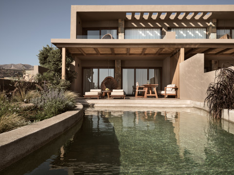 Acro Suites