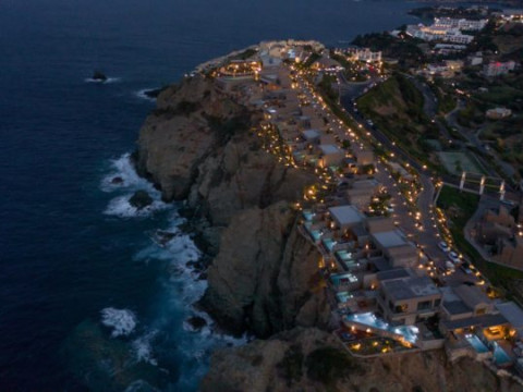 ACRO SUITES A WELLBEING RESORT