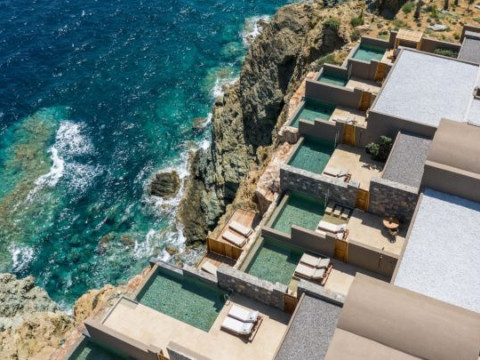 ACRO SUITES A WELLBEING RESORT