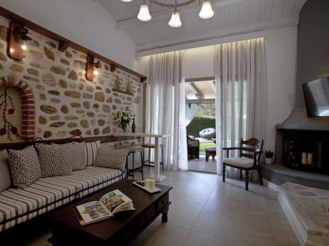 Acrotel Athena Residence