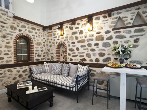 Acrotel Athena Residence