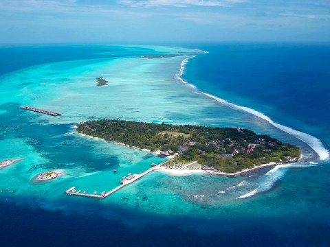 Adaaran Select Hudhuran Fushi Resort