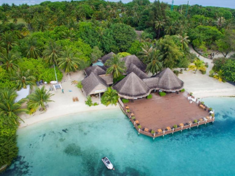 Adaaran Select Hudhuran Fushi Resort