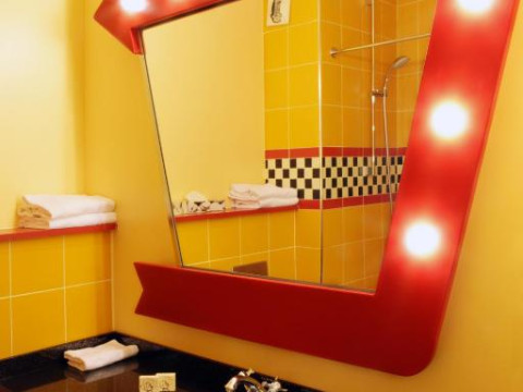 Adevarata distractie e aici – Santa Fe Disneyland Paris