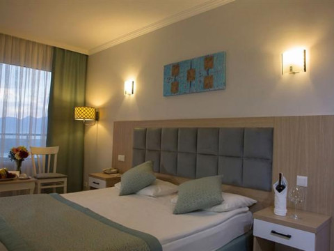 Kriss Hotel 