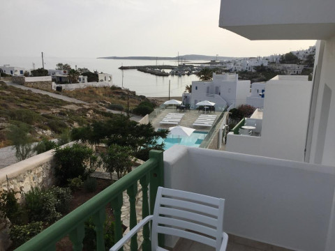 Adonis Hotel Apartments