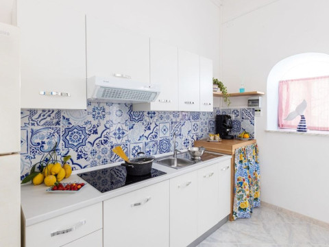 ADORO HOME