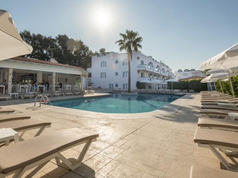 Aegean Blu Hotel & Apartments