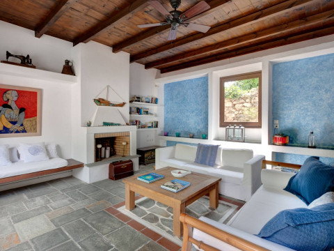 Aeolos Hotel