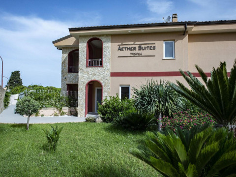 Aether Suites Tropea