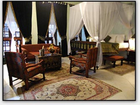 Africa House Hotel