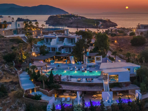 Agalia Luxury Suites