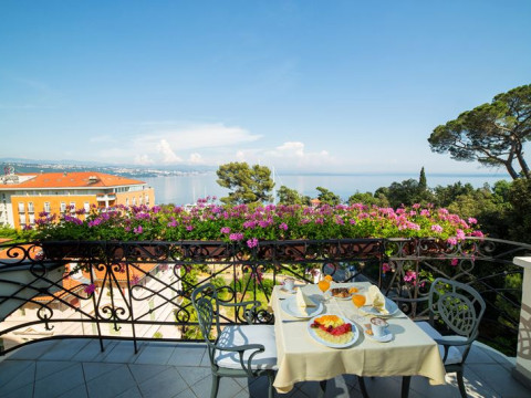 Agava Hotel