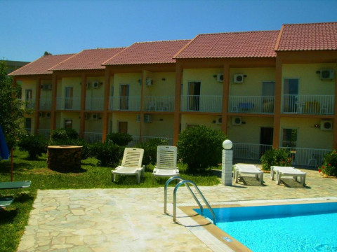 Aggelos Family Hotel