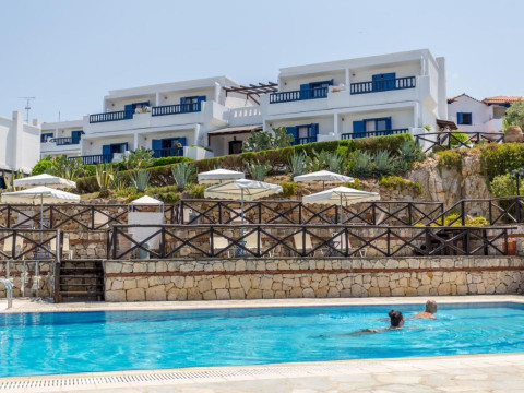 AGIONISSI RESORT