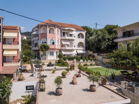 Agios Thomas Hotel