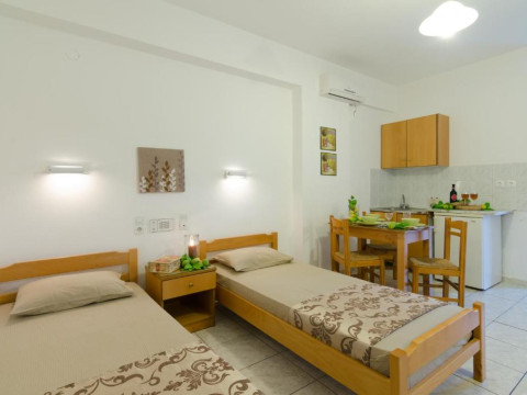 Aglaia Studios and Apartments