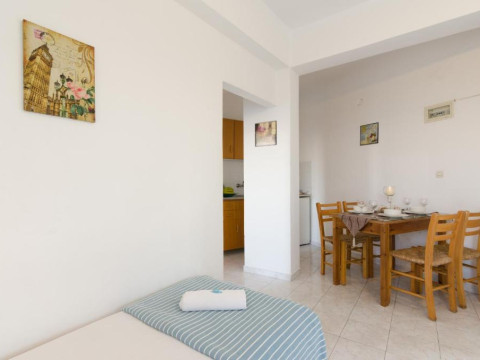 Aglaia Studios and Apartments