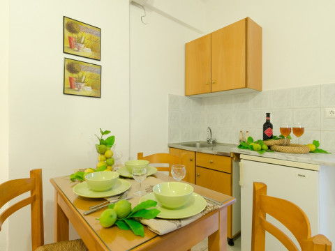 AGLAIA STUDIOS & APARTMENTS