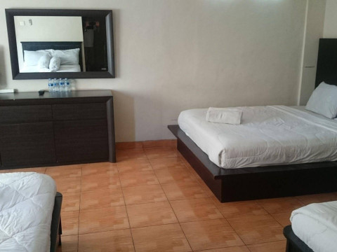 Agus Beach Inn