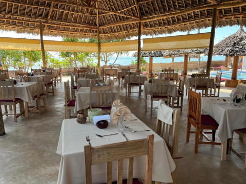 AHG SUN BAY MLILILE BEACH HOTEL