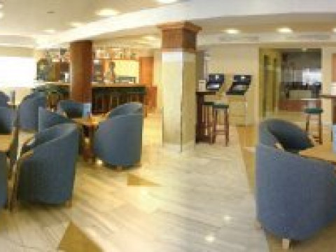 Ahoi! Urban Beach Hotel