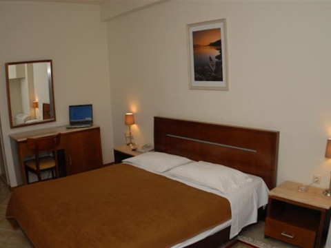 Aigli Hotel