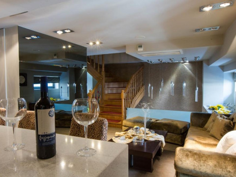 Aion Luxury Hotel