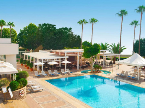 Ajax Hotel
