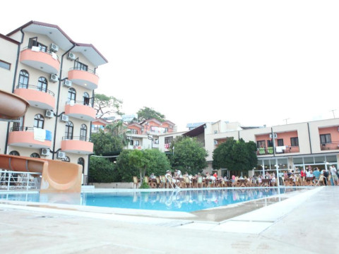 AKASIA RESORT