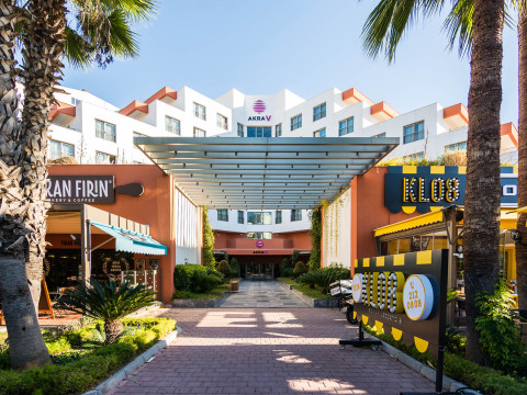 AKRA V HOTEL