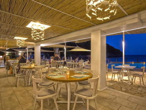 Akrotiri Beach