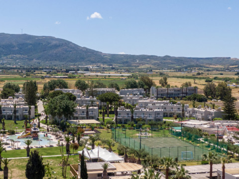 AKTI COAST CLUB