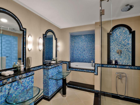 Al Habtoor Grand Resort, Autograph Collection