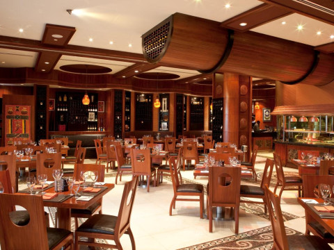 AL HABTOOR GRAND RESORT AUTOGRAPH COLLECTION