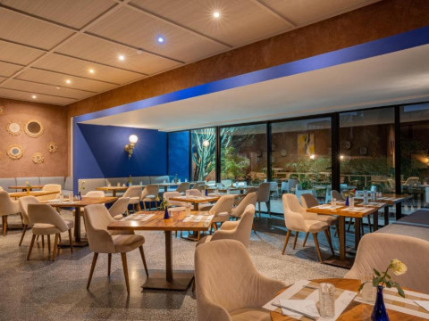 Al Maaden Villa Hotel & Spa