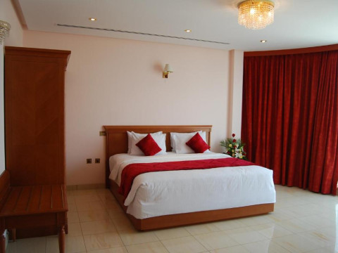 Al Madina Suites Doha
