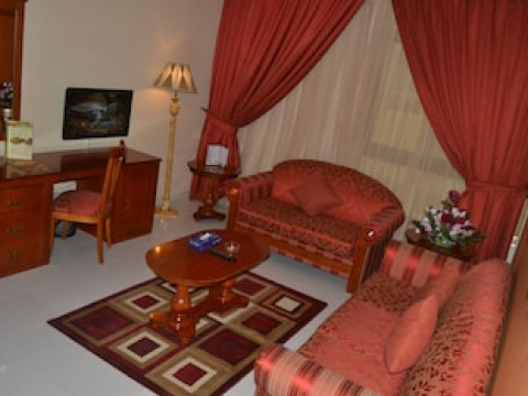 AL MAHA REGENCY HOTEL SUITES