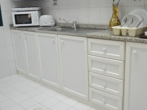 AL MAHA REGENCY HOTEL SUITES