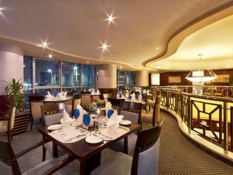 Al Manzel Hotel Apartments